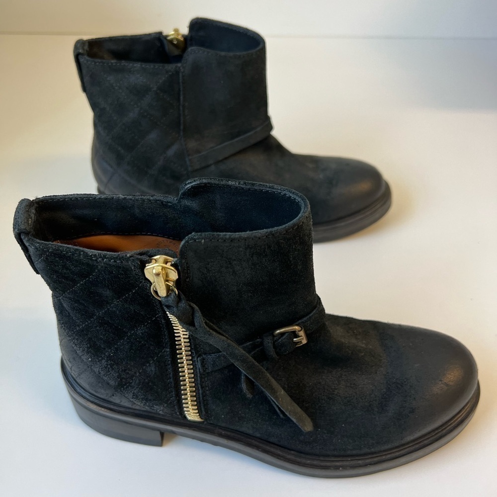 Buttero Side Zip Up Booties. Excellent Condition. Size 7